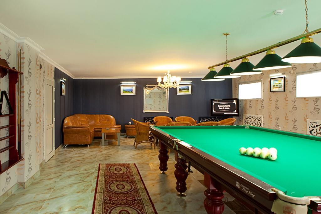Hotel Topaz Astana Extérieur photo