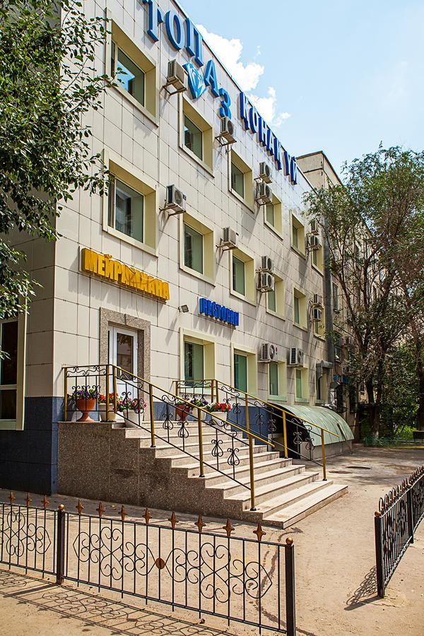 Hotel Topaz Astana Extérieur photo